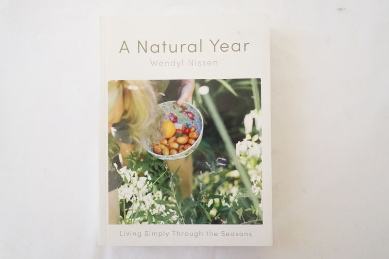 A Natural Year Living Simply Through the Seasons (SKU BK45) Carousel 1