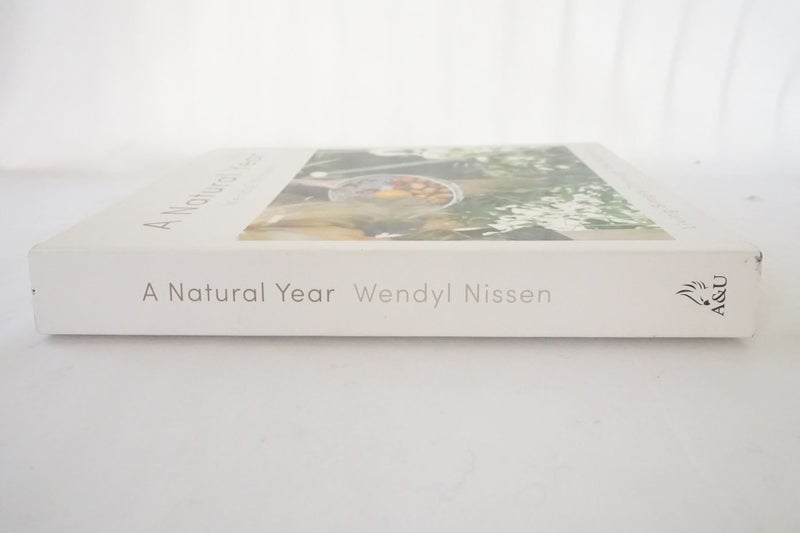 A Natural Year Living Simply Through the Seasons (SKU BK45) Carousel 2