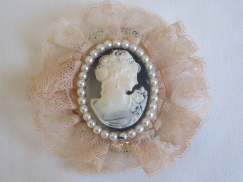 Lovely Vintage Style Cameo Brooch Carousel 1