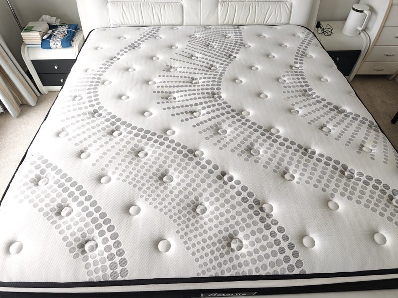 Super king size Premier Back Support Medium Firm Pocket Spring Mattress Carousel 1