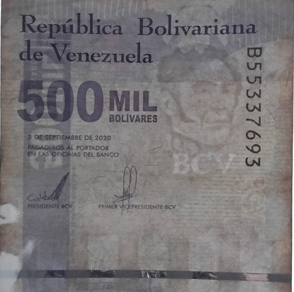 22 heavily circulated banknotes from Venezuela: 4x1 Million and 18x500 Mil Carousel 7