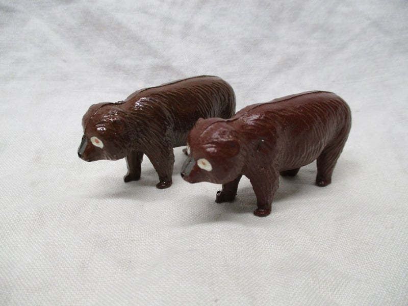 Old Lead Britain's Large Brown Bears - Zoo Series - Made in England Carousel 1