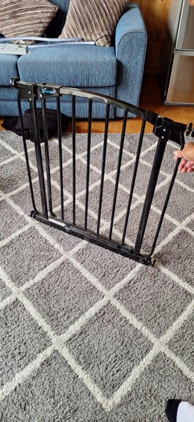 Baby Security gate Carousel 1