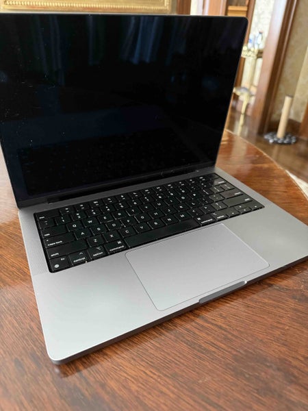 Apple 14" MacBook Pro: Apple M2 Max chip with 12_core CPU, 38_core GPU, 96GB mem Carousel 1