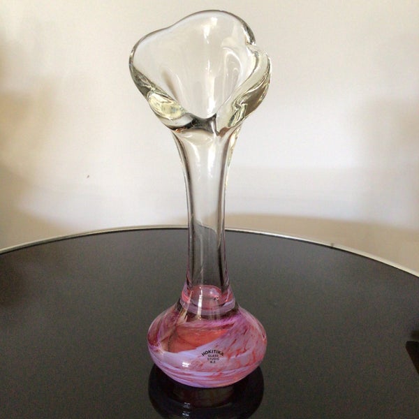 Glass Bud Vase by Hokitika Glass Studio Carousel 1