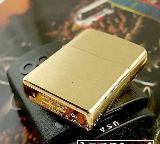 Zippo Brushed Brass Lighter -204B Carousel 1