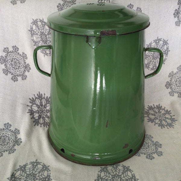 Large Green Vintage Enamel Container Carousel 2