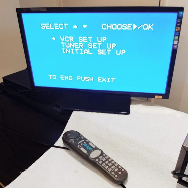 Philips VHS Video Cassette Recorder (VHS Player) FAULTY Carousel 2