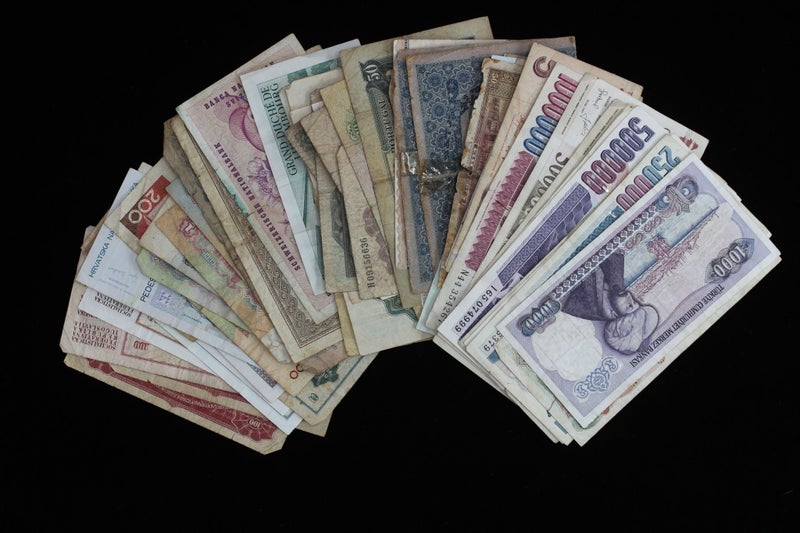 LOT - EUROPEAN Banknotes - Mixed Countries Carousel 2