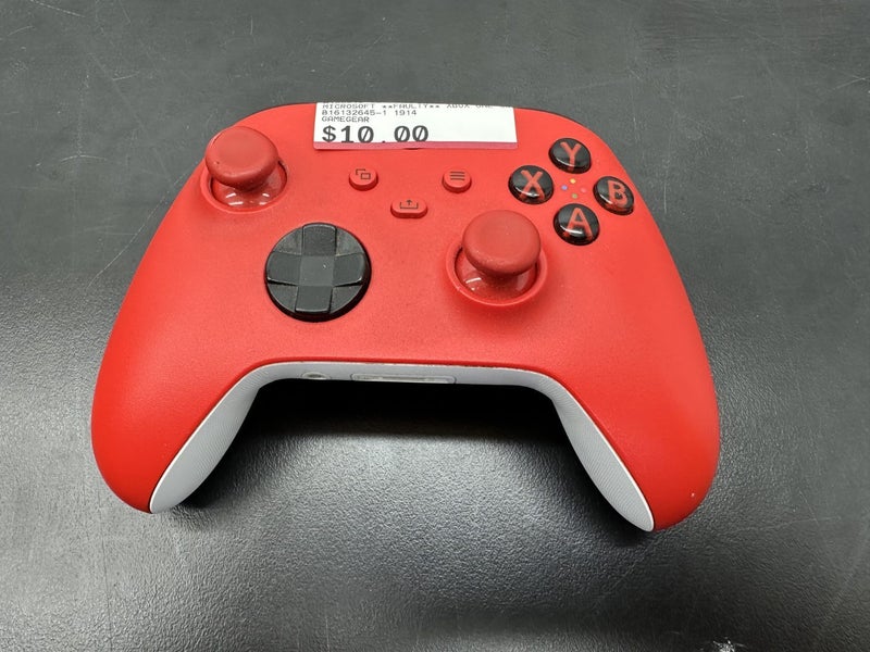 *FAULTY* XBOX ONE CONTROLLER - W190842-82 Carousel 1