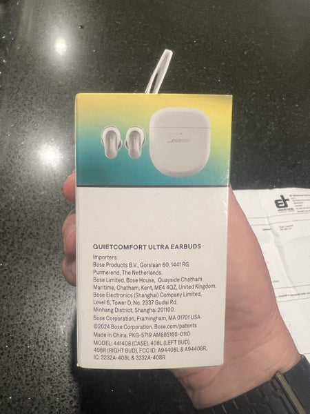 Bose Quiet comfort ULTRA earbuds Carousel 2