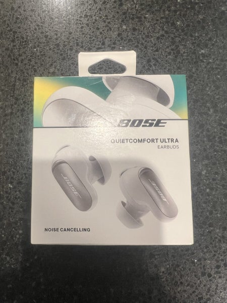 Bose Quiet comfort ULTRA earbuds Carousel 1