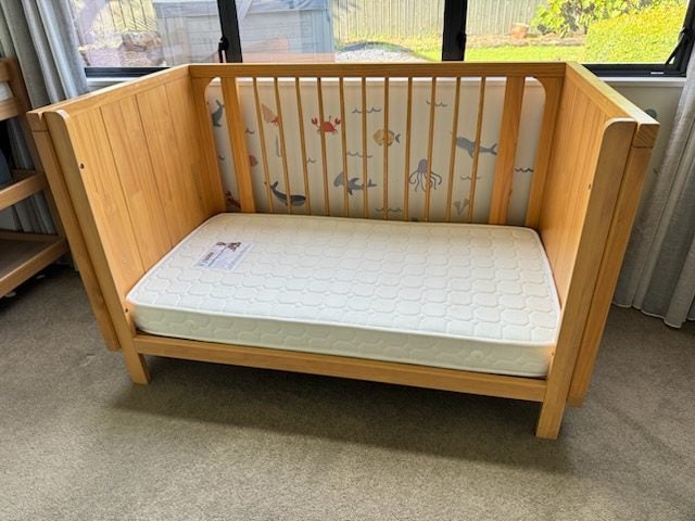 Maui Cot - by Tasman Eco Carousel 1