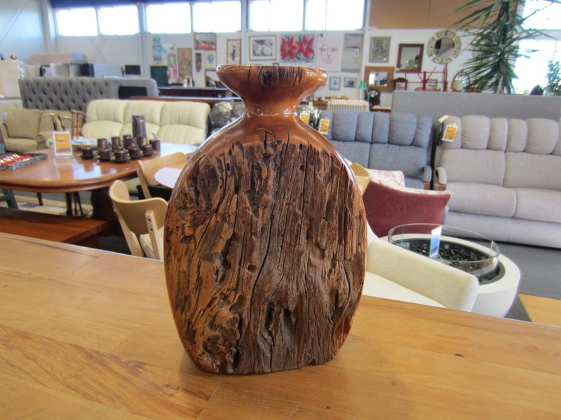 Carved Totara Vase Carousel 2