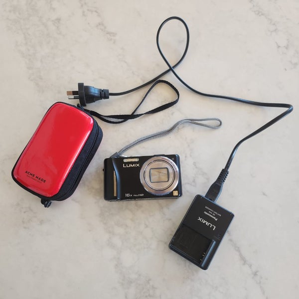 Panasonic DMC-TZ20 camera Carousel 1