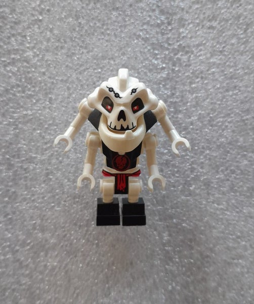 $1 RESERVE RARE LEGO NINJAGO SAMUKAI SKULKIN MINIFIGURE Carousel 1