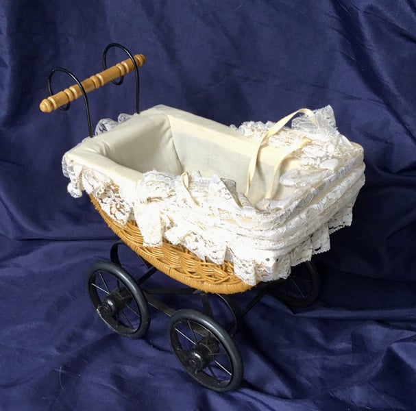 Decorative Doll’s Pram Carousel 4