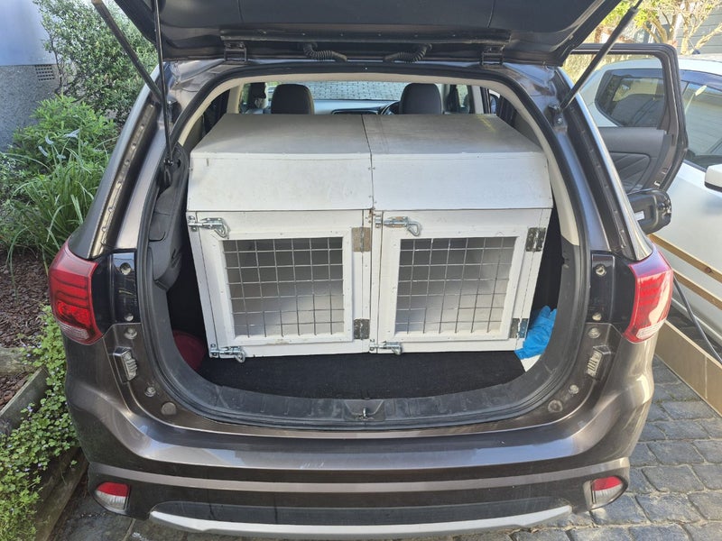 Dog travel crates, Outlander or Rav 4 Carousel 1