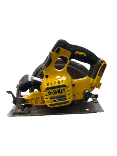 DeWalt FLEXVOLT Cordless Brushless 184mm Circular Saw Carousel 2