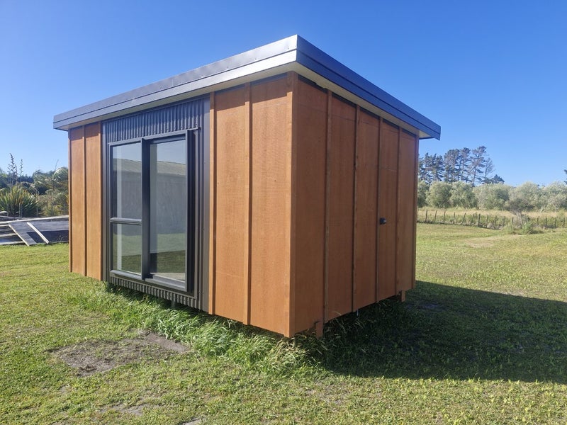 **NEW** 3m x 5.2m Cabin with Ensuite Carousel 2