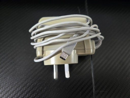 "New" Nintendo 3DS XL Carousel 7