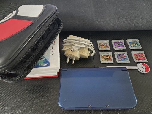 "New" Nintendo 3DS XL Carousel 1