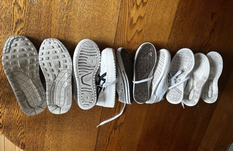 Nike converse asics Girls shoes bundle size 5-6 us Carousel 4