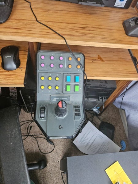 Logitech G farm sim side panel Carousel 1