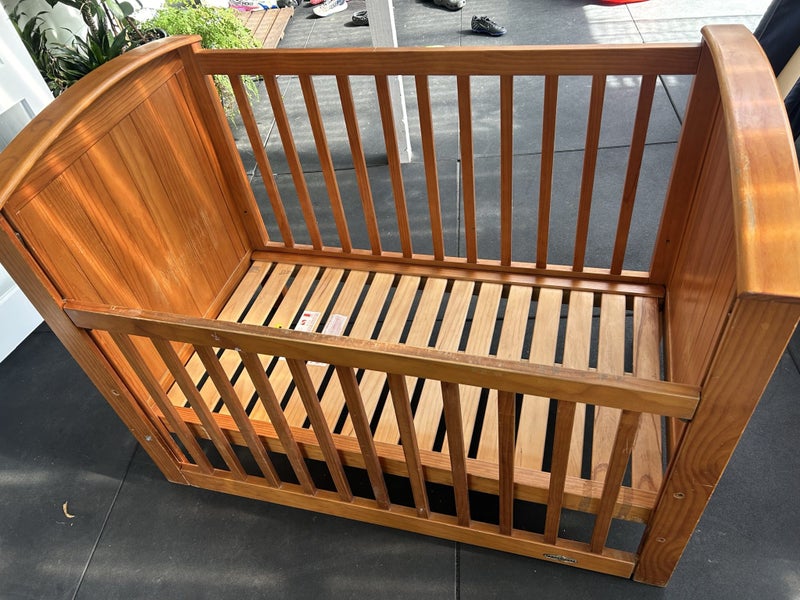 Touchwood wooden cot Carousel 1