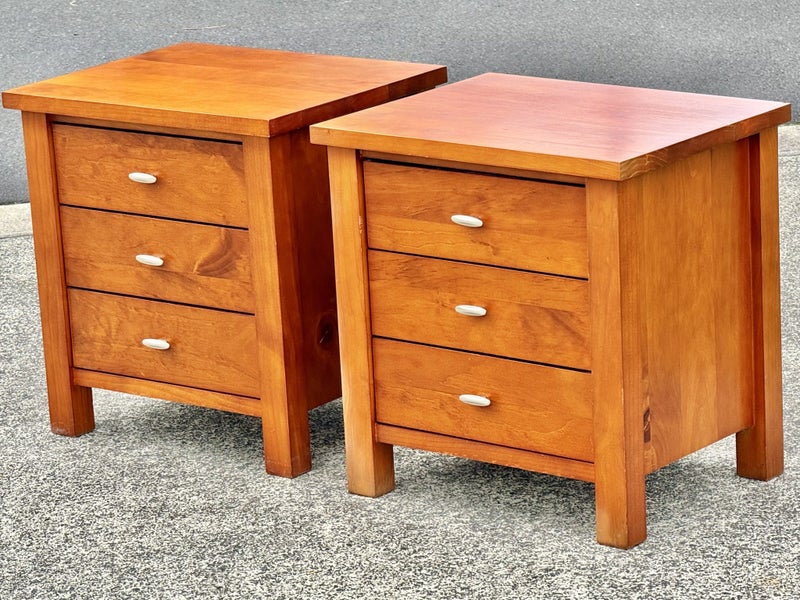 $1 RESERVE! ABSOLUTELY BEAUTIFUL ‘HARVEY NORMAN’ SOLID WOOD SET OF TWO BEDSIDES! Carousel 2