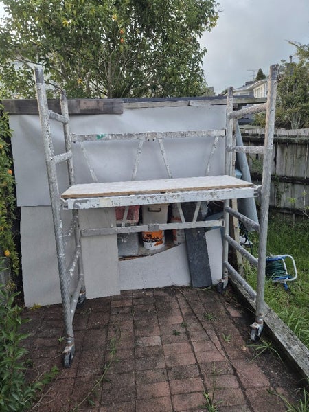 Mobile scaffold 1 reserve Carousel 1