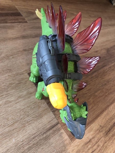 Toy combat dinosaur Carousel 2