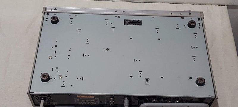 Hitachi FT-3400L. AM-FM Stereo Tuner Carousel 5
