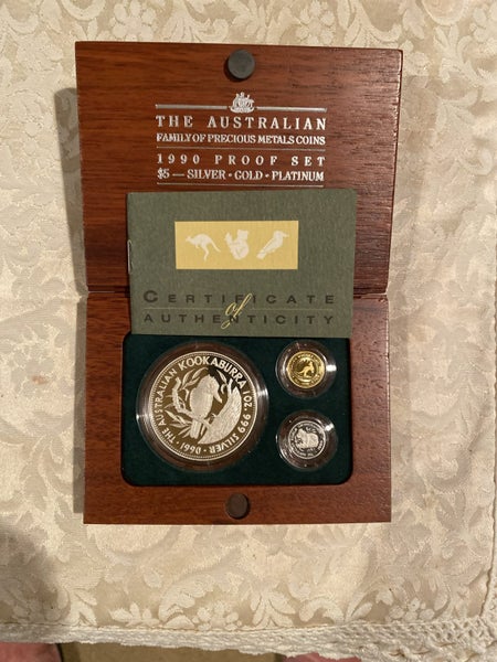 The Australian Family of Precious metal Coins Carousel 1