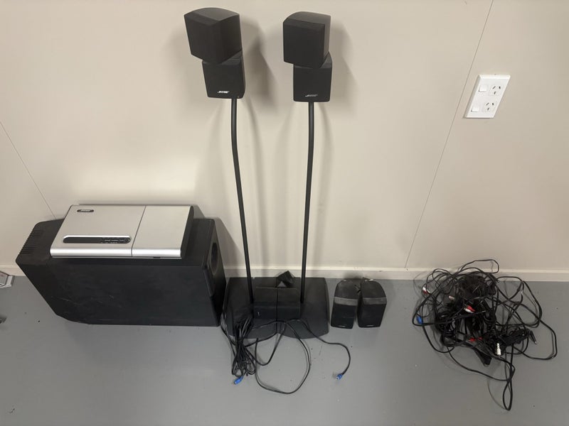 Bose Lifestyle 5 Audio System Carousel 1
