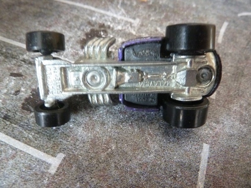 Hot Wheels Altered State 1st Editions 2002 Purple Carousel 7