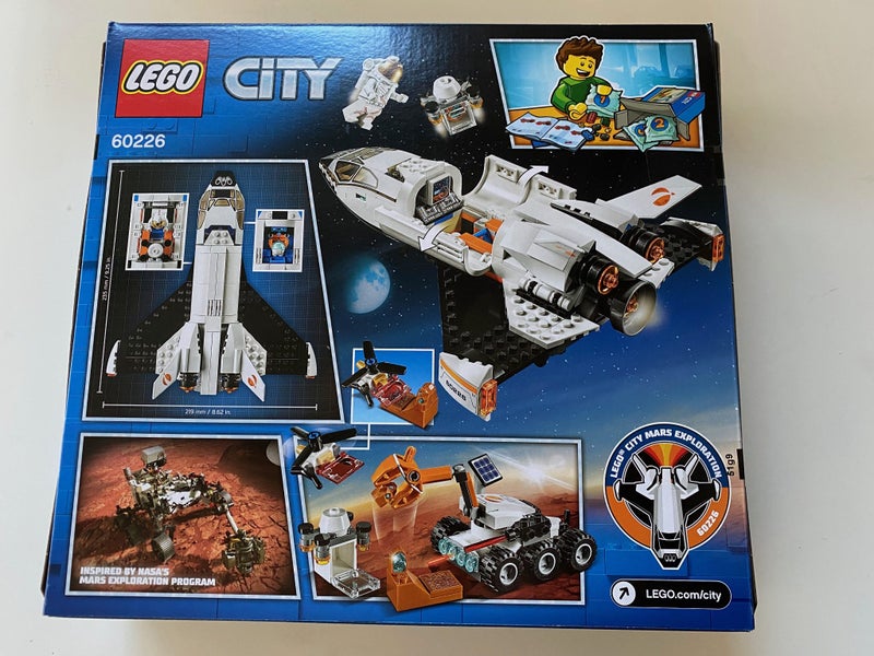 Lego City 60226 Carousel 2