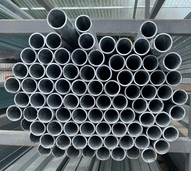 OD 48x3.25x5800mm Galvanized Steel Pipe Carousel 1