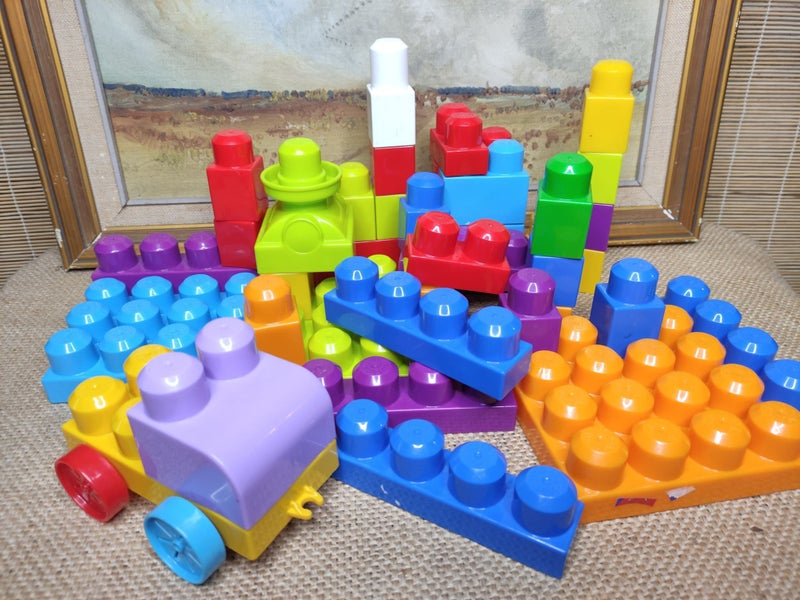 Quality Duplo Size and Style Building Blocks $1 RESERVE WEEK! Carousel 1