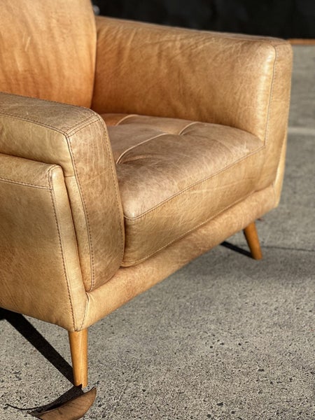 SPECTACULAR FARMERS "HENDRIX" GENUINE ANILINE LEATHER ARMCHAIR Carousel 10
