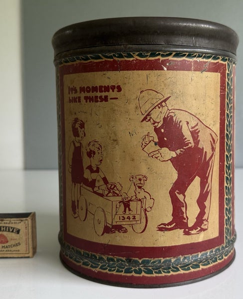 Large vintage Minties shop display tin Carousel 1