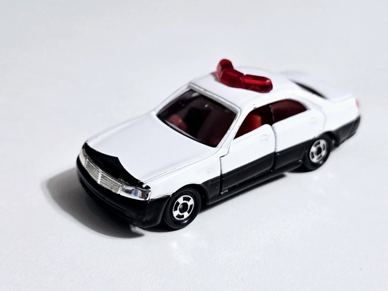 Tomica Nissan Cedric Patrol Car #58 - Early 2000's release Carousel 1
