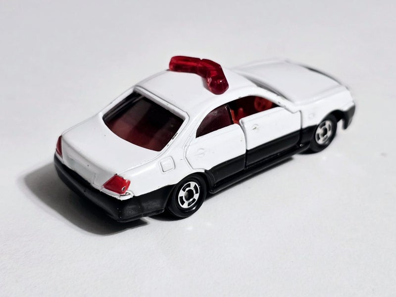 Tomica Nissan Cedric Patrol Car #58 - Early 2000's release Carousel 2