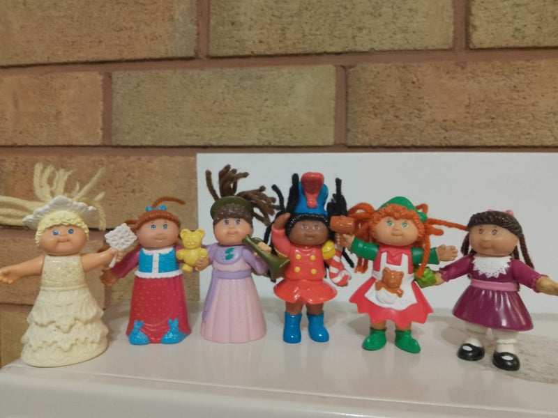 Vintage 1994 Cabbage Patch Figurine Dolls Carousel 1