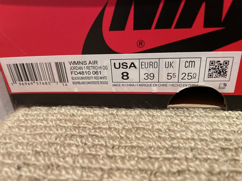 Jordan 1 satin bred Carousel 2