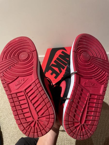 Jordan 1 satin bred Carousel 7