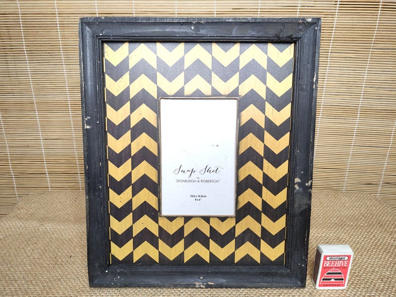 Superb Stained Wood Geometric Photo Frame (4x6" photo size) $1 RESERVE WEEK! Carousel 1