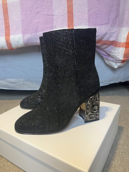 Kathryn Wilson Boots 38 Carousel 7