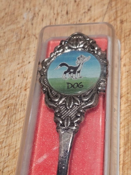 Footrot Flats Collectors Spoon Carousel 2