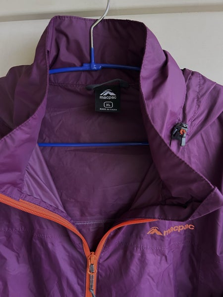 Macpac unisex rain jacket XL Carousel 2